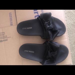 Kids Steve Madden slides girls